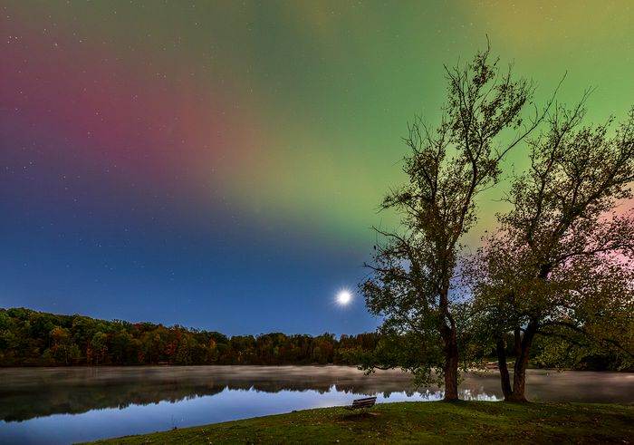 Landscape\n\nMisty Lake Aurora, Hudson Springs