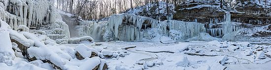 entire waterfall panorama - color version for comparison